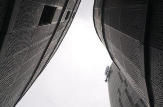 defi vs centralized