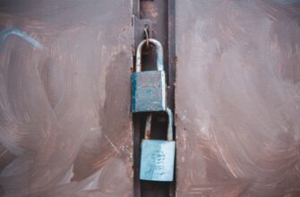backup private key safely best practices