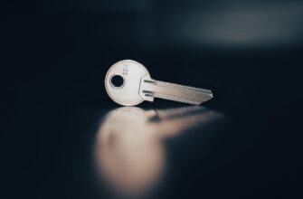 protect private key in cold storage step by step